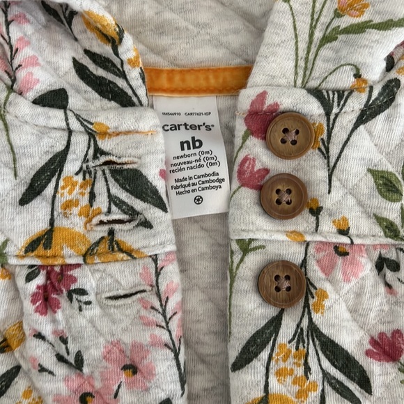 Carters | Heather Gray Floral Quilted Vest | Newborn - Picture 2 of 5